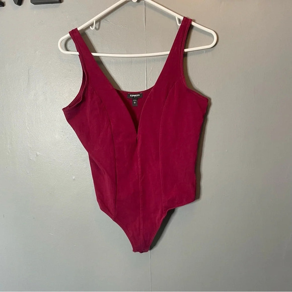 Express burgundy red deep vneck body suit women’s size medium - Picture 1 of 11